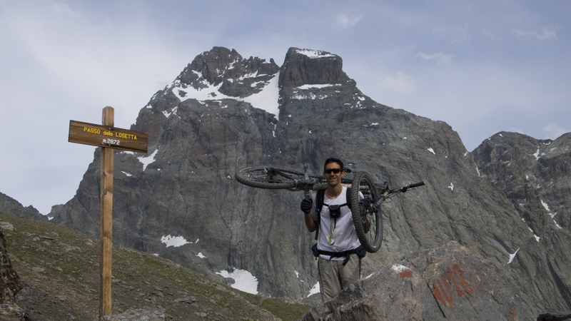 Passo de la Losetta : Le Viso omniprésent