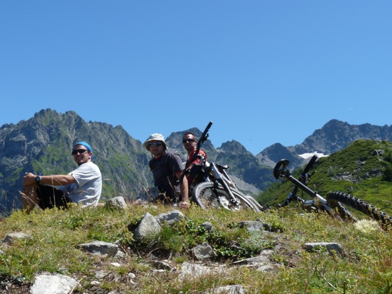 L'équipe du jour : Photo prise par notre compagnon surprise.