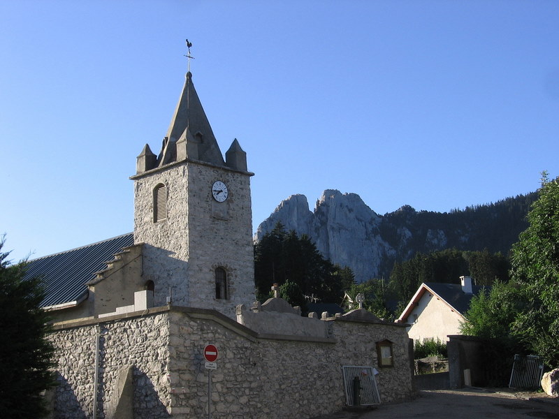 #6 Bouclette en Vercors Oriental : L Bouclette en Vercors Oriental : L'église de Saint Nizier (Eau)