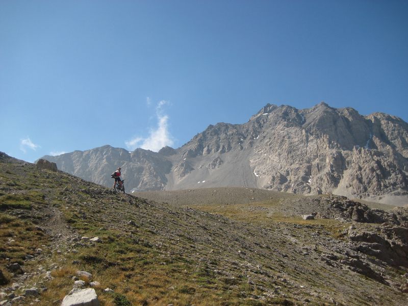 Montée col Desertes : sauvage.