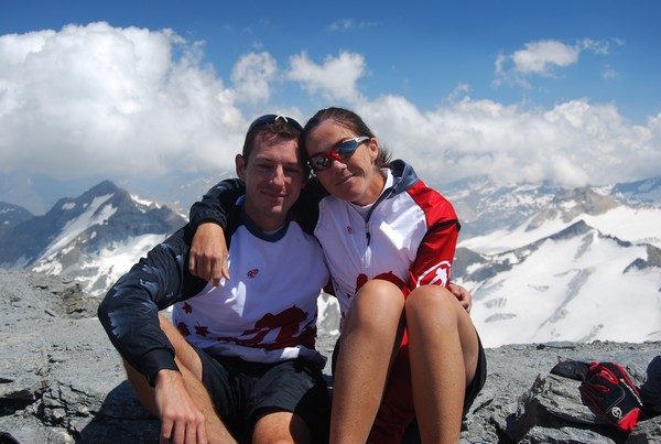 #6 Grande Sassière : "Vous aussi, avec le maillot Vttour, vous atteindrez des sommets"!!
hihihi... Grande Sassière : "Vous aussi, avec le maillot Vttour, vous atteindrez des sommets"!!
hihihi...