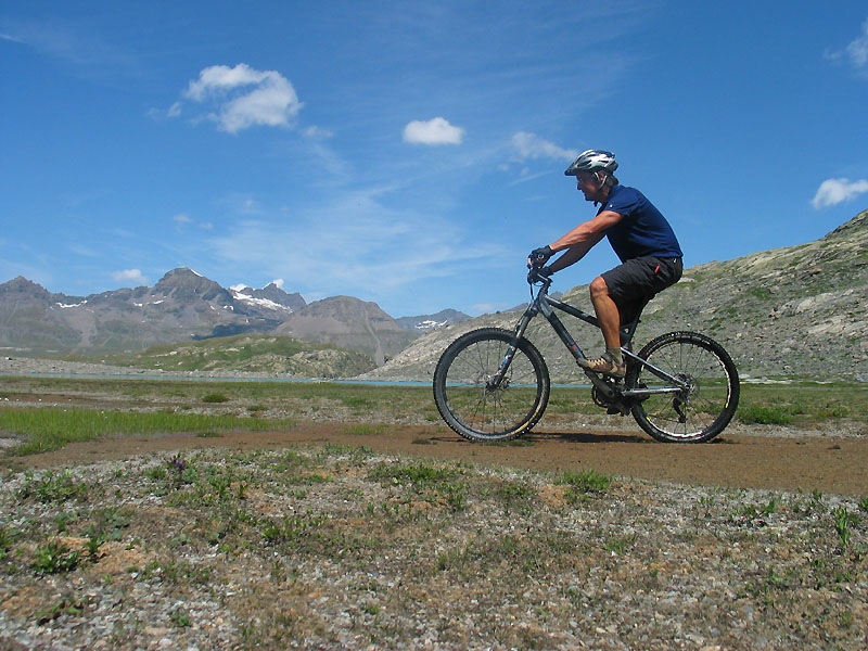 Lac des Evettes : Promenade autour du lac