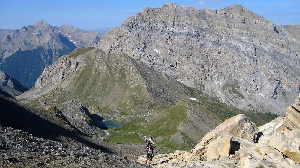 Arrivée à Stroppia : Face aux Rochers de St-Ours et au-dessus du Lac du Vallonnet