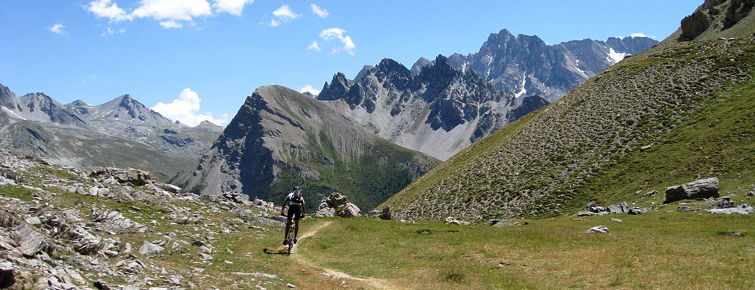 #22 Face aux Aiguilles : du Chambeyron Face aux Aiguilles : du Chambeyron