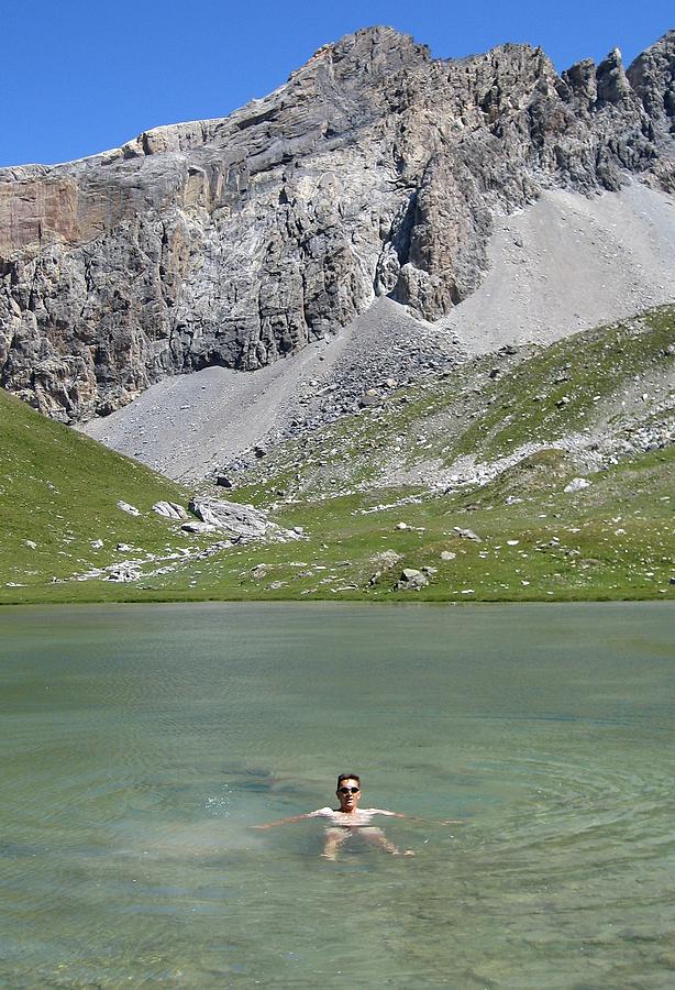 Petite baignade : devant le Massour