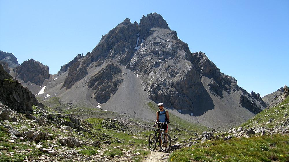 La Meyna : et le col de Portiolette