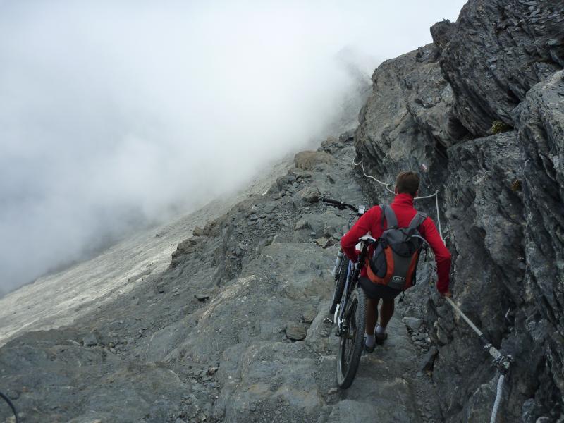 #6 Début de la descente : autre sens de portage Début de la descente : autre sens de portage