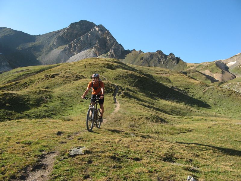 Col du Vallon : Descente avec une belle lumière de fin de journée