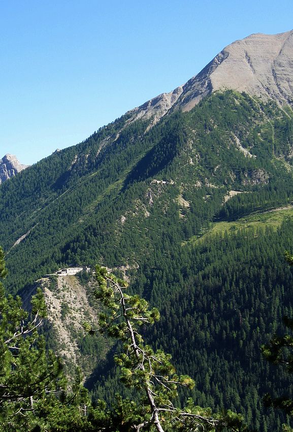 #2 Roche la Croix : Une belle descente à faire aussi ! Roche la Croix : Une belle descente à faire aussi !
