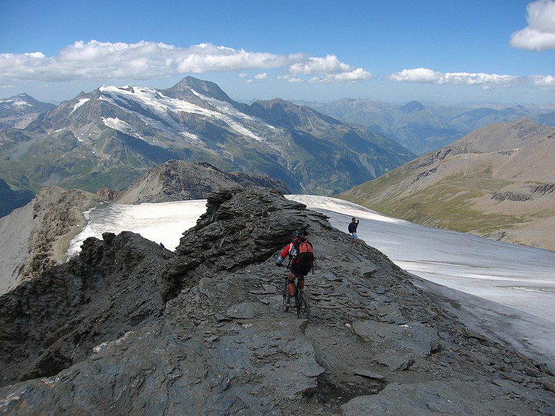 #19 Sassière : Arête W Sassière : Arête W
