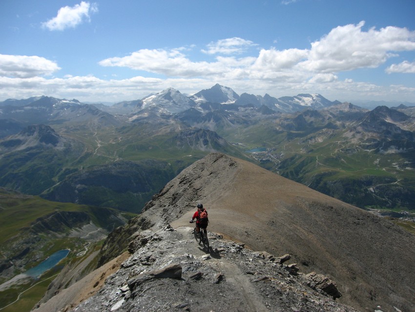 #22 Sassière : sur le fil Sassière : sur le fil