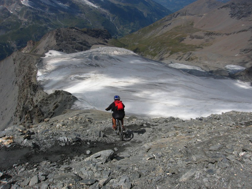 #17 Sassière : Premiers mètres descendants Sassière : Premiers mètres descendants