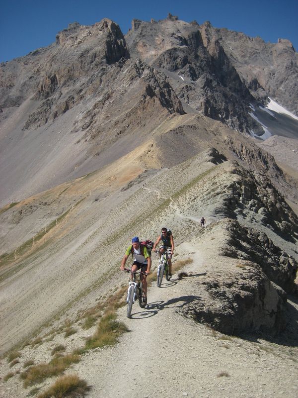 Col de Girardin : Bientôt le slalom spécial ;-)