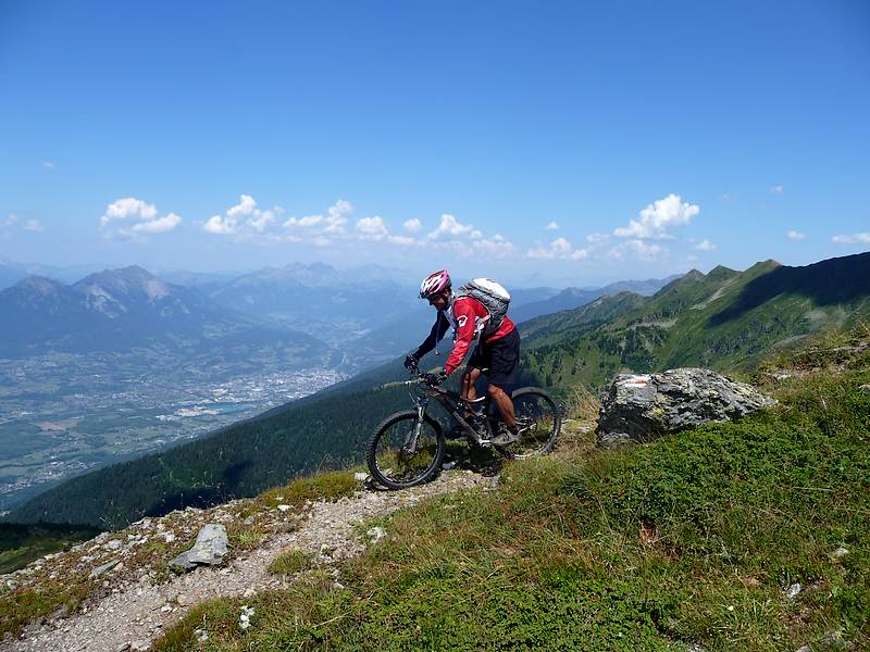 #4 Crête Ouest : Qui a dit que cela ne roule pas dans cette descente ? Crête Ouest : Qui a dit que cela ne roule pas dans cette descente ?