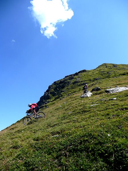 #3 Crête Ouest : 2 VTT qui écrasent les myrtilles Crête Ouest : 2 VTT qui écrasent les myrtilles