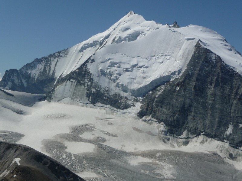#27 Barrhorn : Weisshorn et Bishorn vus du sommet du Barrhorn Barrhorn : Weisshorn et Bishorn vus du sommet du Barrhorn