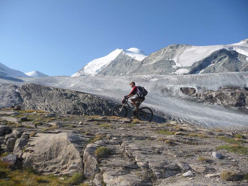 Barrhorn : Au dessus de Gässi face au Bishorn