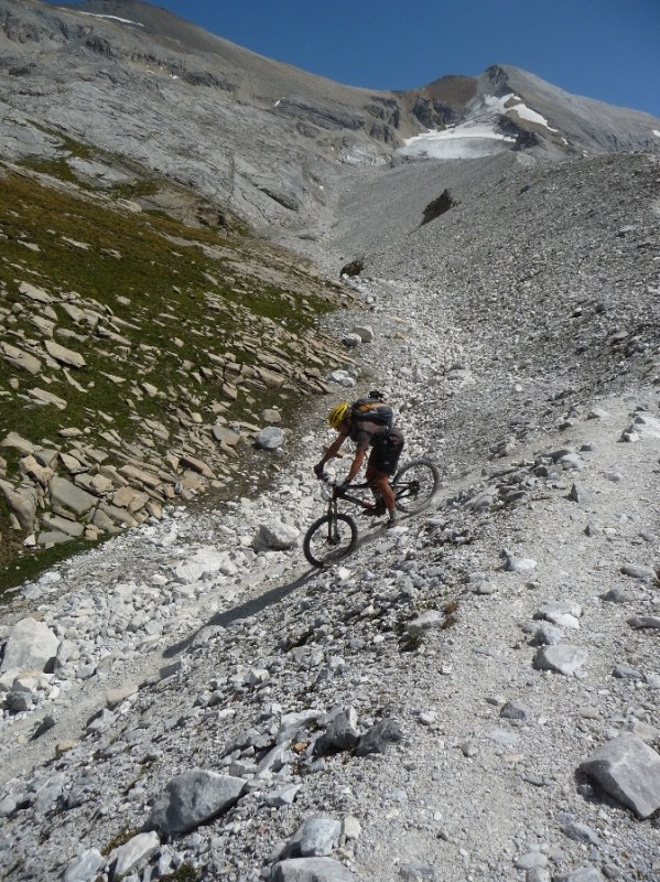 Barrhorn : Pierre en finit avec la moraine