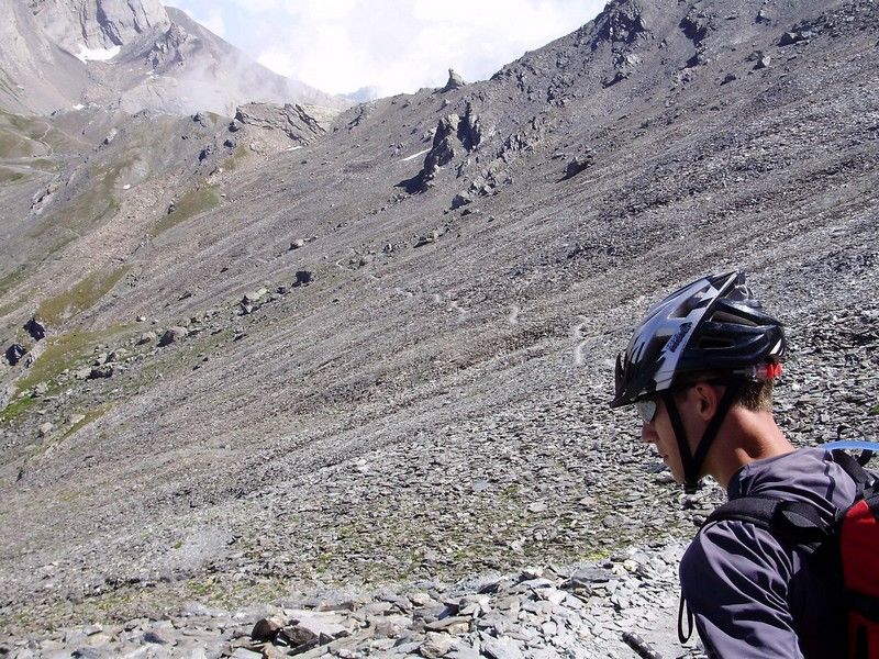 Pierrier du Col Chamoussière : Vraiment une descente unique en son genre !