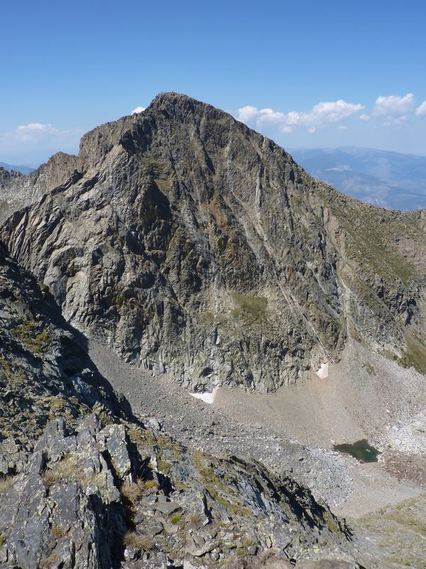 L'emblème des catalans : Le Canigou et la brèche Durier, blindé de monde.