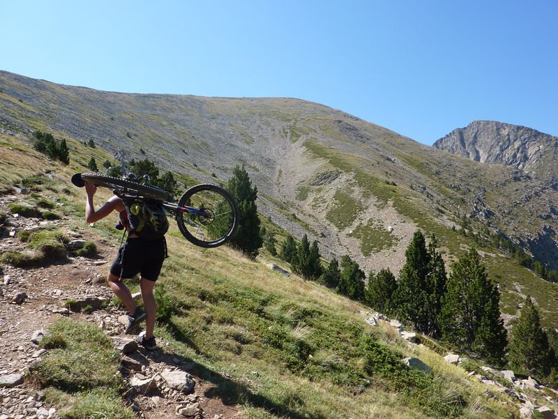#3 Portage : Le Canigou nous fait de l Portage : Le Canigou nous fait de l'oeil.