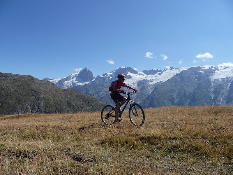 #4 Traversée : Le VTT en montagne c Traversée : Le VTT en montagne c'est beau