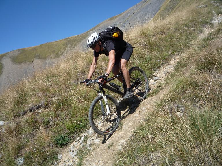 #7 Mi-descente : Un penchage exagéré, mais pas tant! Mauvaise habitude prise l Mi-descente : Un penchage exagéré, mais pas tant! Mauvaise habitude prise l'hiver ;)