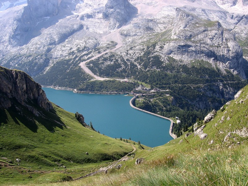 Dolomites-Bindelweg : Lago di Fedaia et le Val de Ciampie (potentiel de descente sur Canazei)