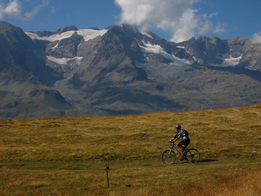 GR54 : Descente sur Besse