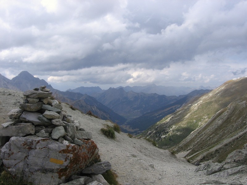 Queyras.Tête de Girardin : Col Tronchet et vallée de Ceillac.