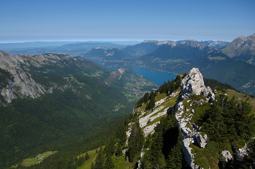 Banc Plat : Lac d'Annecy depuis le sommet