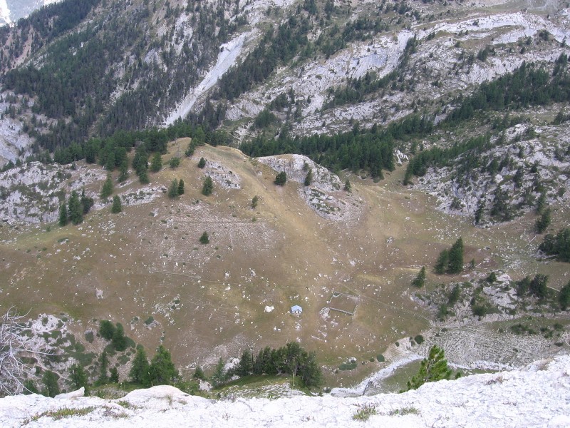 #8 Queyras.Pic d Queyras.Pic d'Escreins : Presque 200m de gaz! (on est plus à 10m près en cas de chute) :@(
Take care!