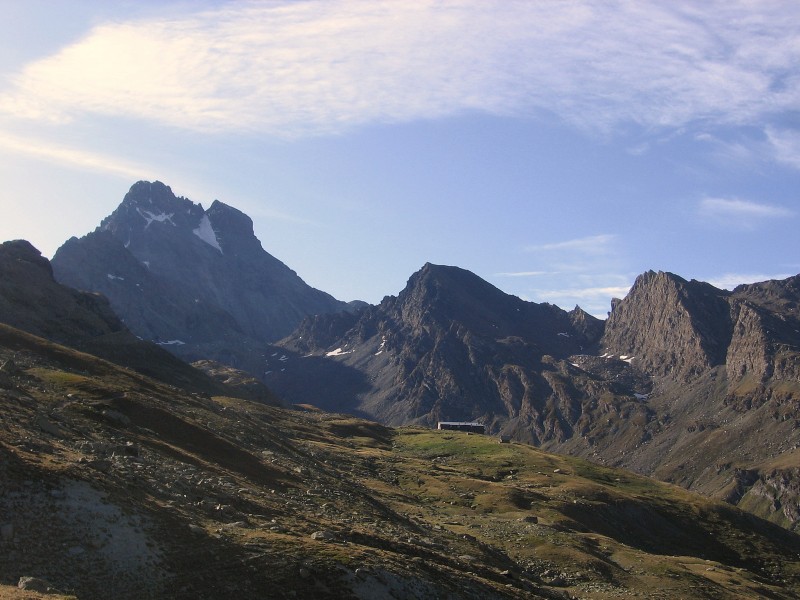 Queyras.Tour du Pain de Sucre : Mont Viso, Col Valante, la Pointe Joanne.