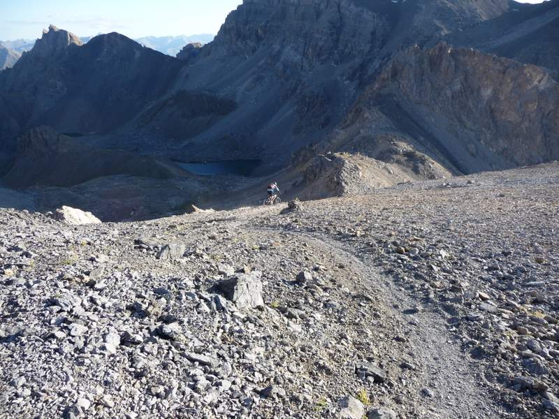 Pte d'Escreins : Descente sur le col des Houerts