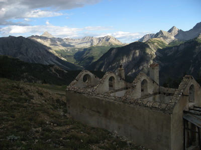 Baraques des Violettes : Point de vue sous le Fort de l'Infernet.