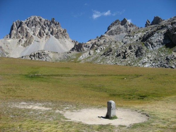 Borne frontalière : On est en Italie