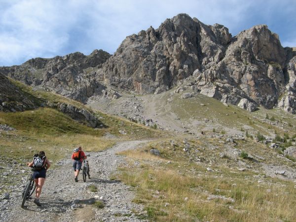 #1 Sous le Brec Premier : C Sous le Brec Premier : C'est raide pour rejoindre le col de Fours