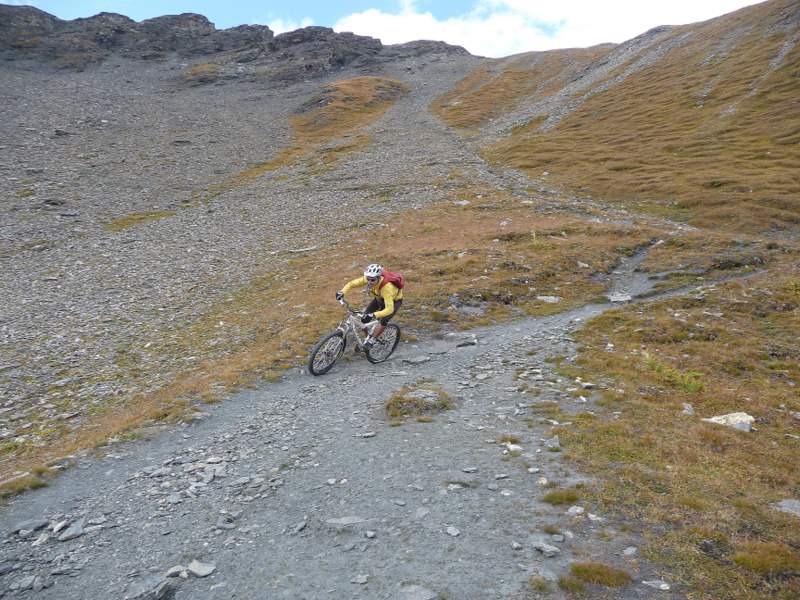 Col de Torrent : Descente sur le lac de Moiry