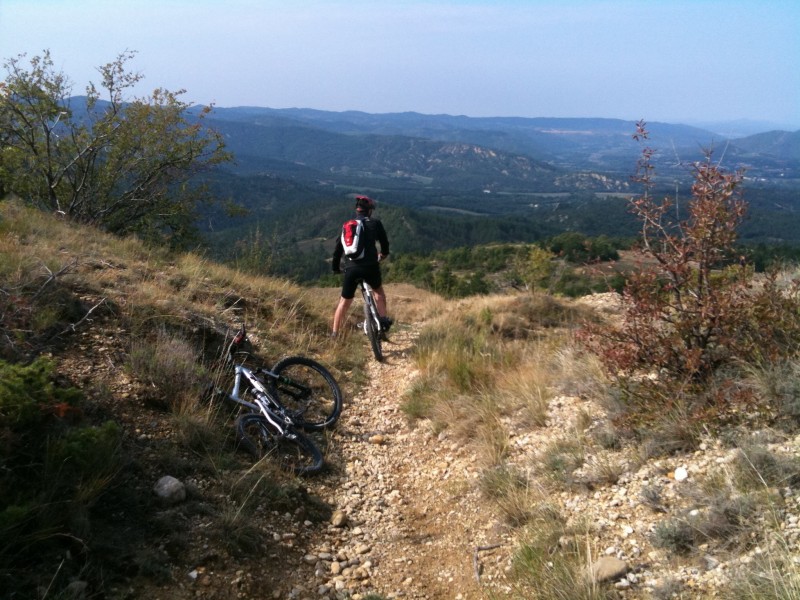 #14 La descente n La descente n'est pas finie : La descente n'est pas finie, la bléone en point de mire