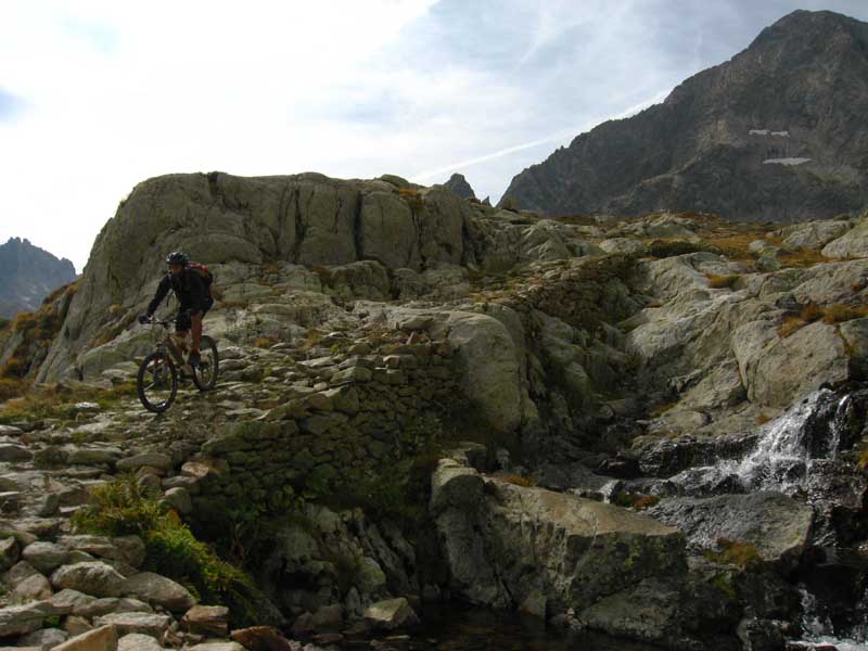 #12 fremamorte : vers les lacs de valescure fremamorte : vers les lacs de valescure