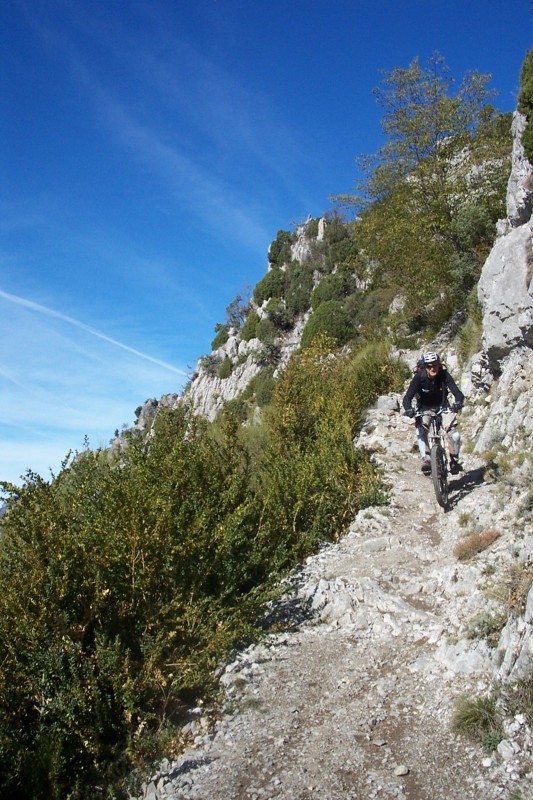 #23 Descente de Roccasparvièra : Très exposées Descente de Roccasparvièra : Très exposées
