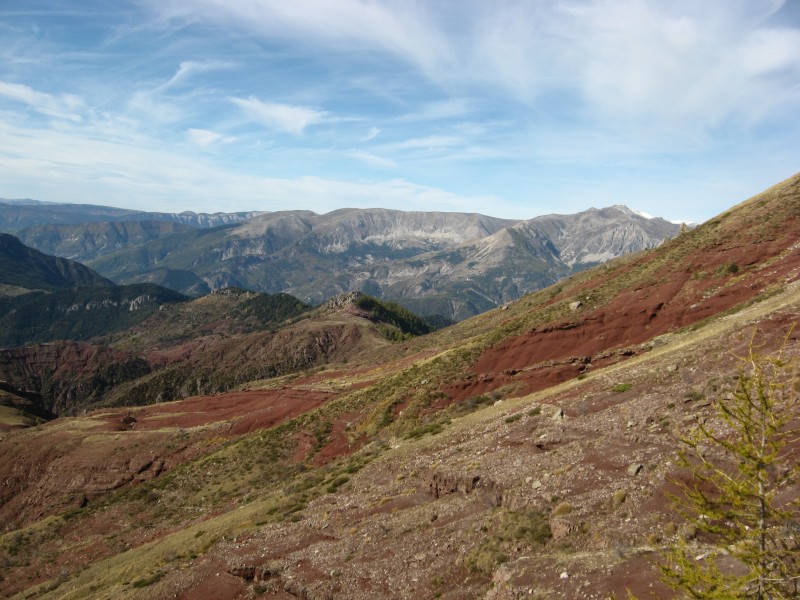 En direction du col de Sui : Beauté rouge carmin!!