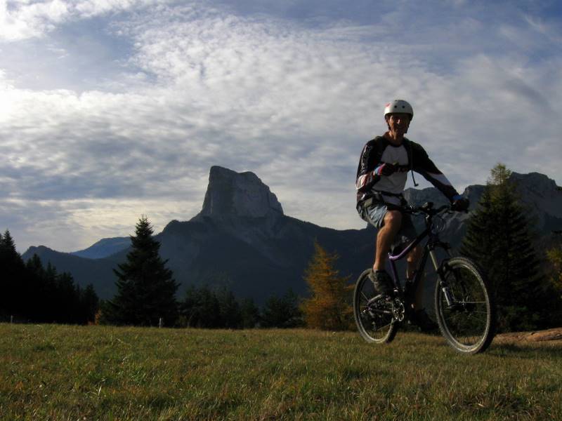 Col de l'Allimas : Mont-Aiguille sous toutes les faces à venir ;-)