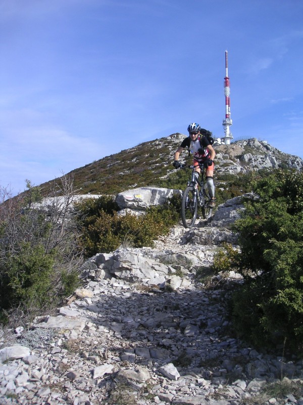 Sous le mont Saint Baudile : Henri dans le cassant