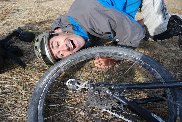 #15 Oups : Ca va moins bien rouler, comme ça... Oups : Ca va moins bien rouler, comme ça...