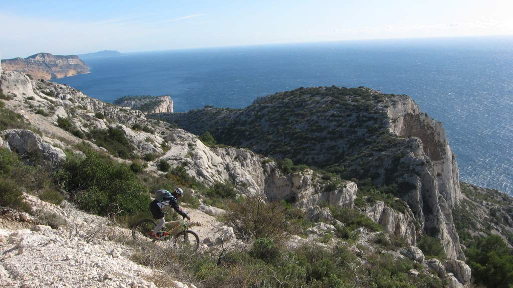 #11 Cap Gros : Avant de replonger vers la calanque de l Cap Gros : Avant de replonger vers la calanque de l'Oule