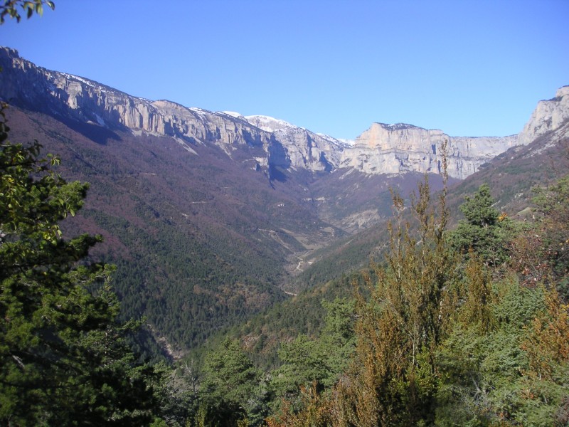 #1 Cirque d Cirque d'Archiane : Terrain de jeu du jour !