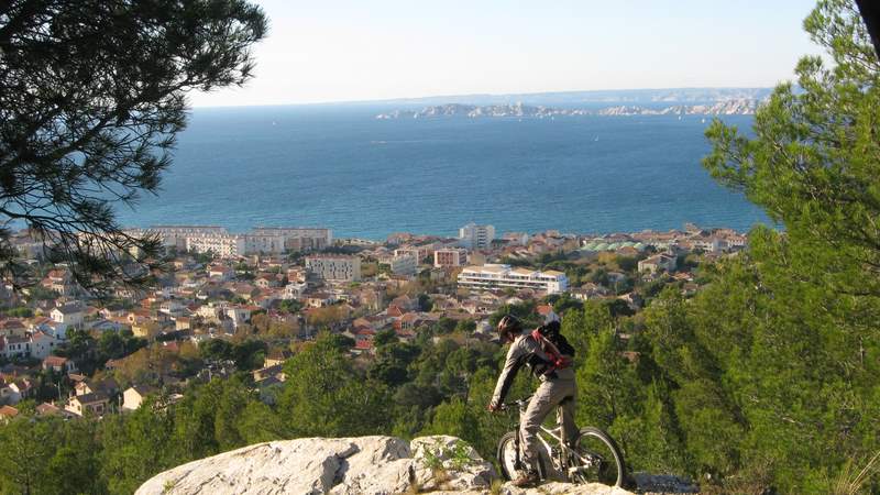 Marseille : Lolo devant Marseille