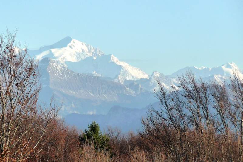 #3 Mt Blanc : Mont Blanc et face W du Jallouvre juste en dessous (manque un peu de remplissage) Mt Blanc : Mont Blanc et face W du Jallouvre juste en dessous (manque un peu de remplissage)
