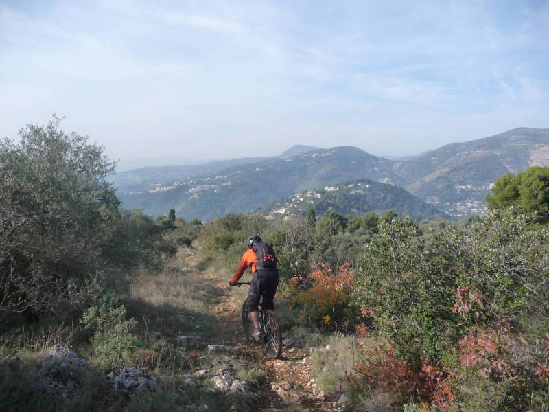 Plateau Tercier (GR 51) : Serjiane.